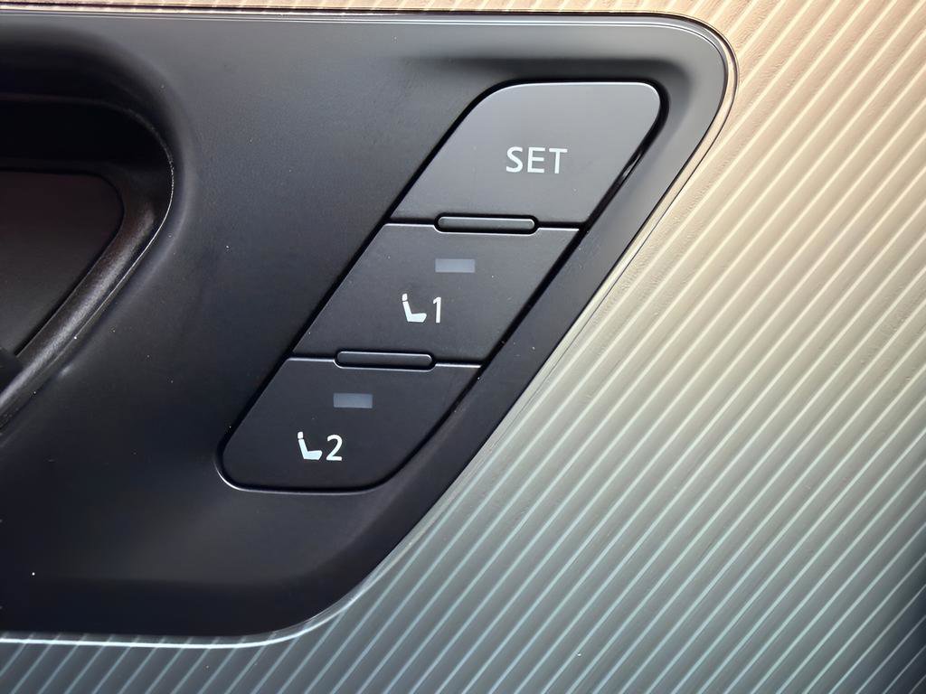 New 2026 Nissan Murano SL image 17