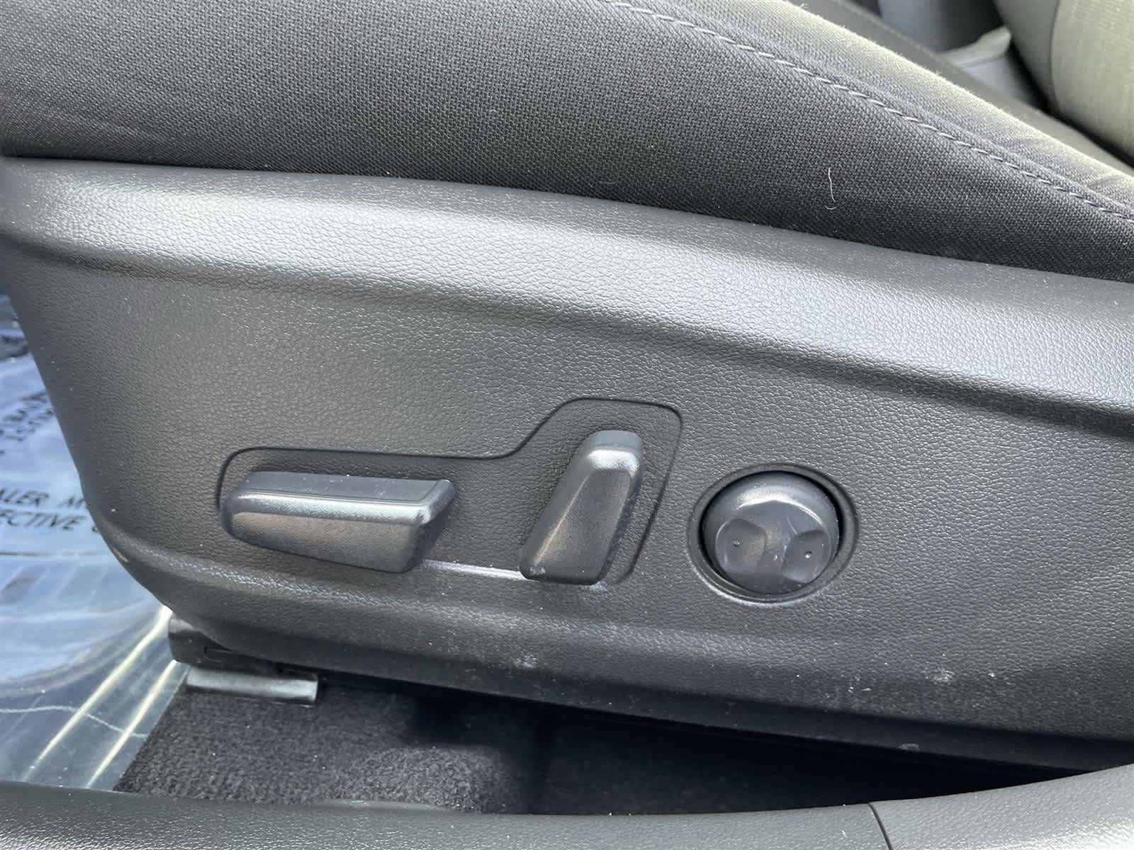 Used 2023 Hyundai Kona SEL AWD/4WD image 13
