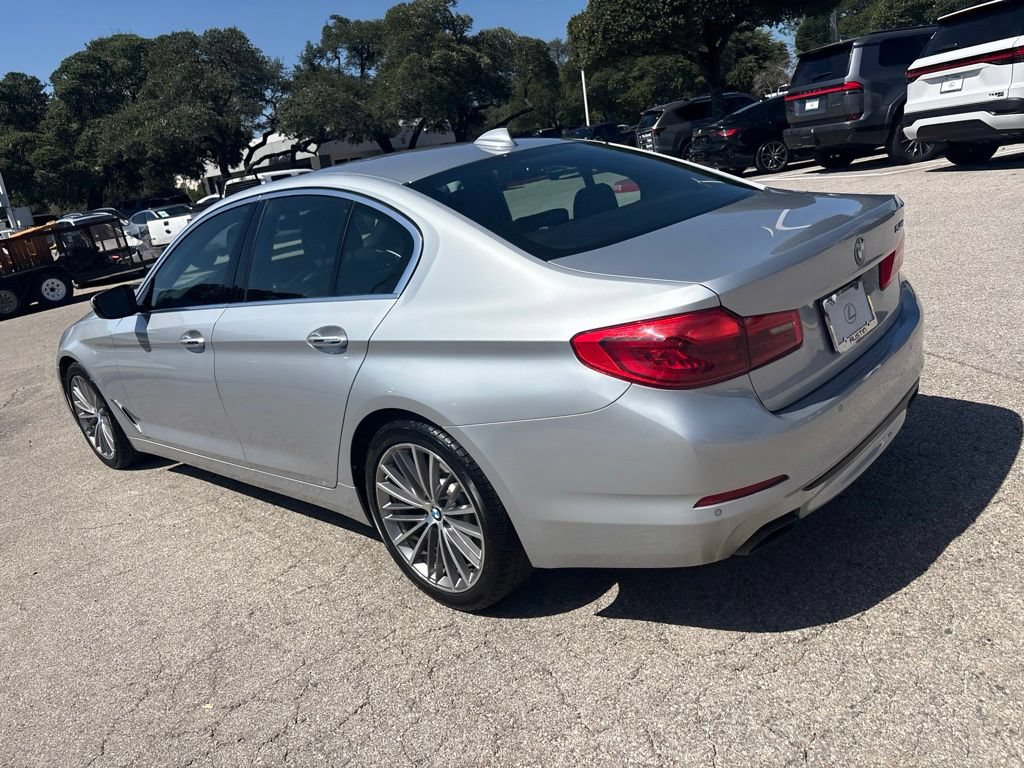 Used 2018 BMW 540i RWD image 3