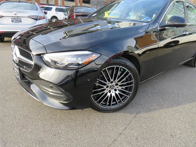 Used 2025 Mercedes-Benz C 300 4MATIC Sedan image 23