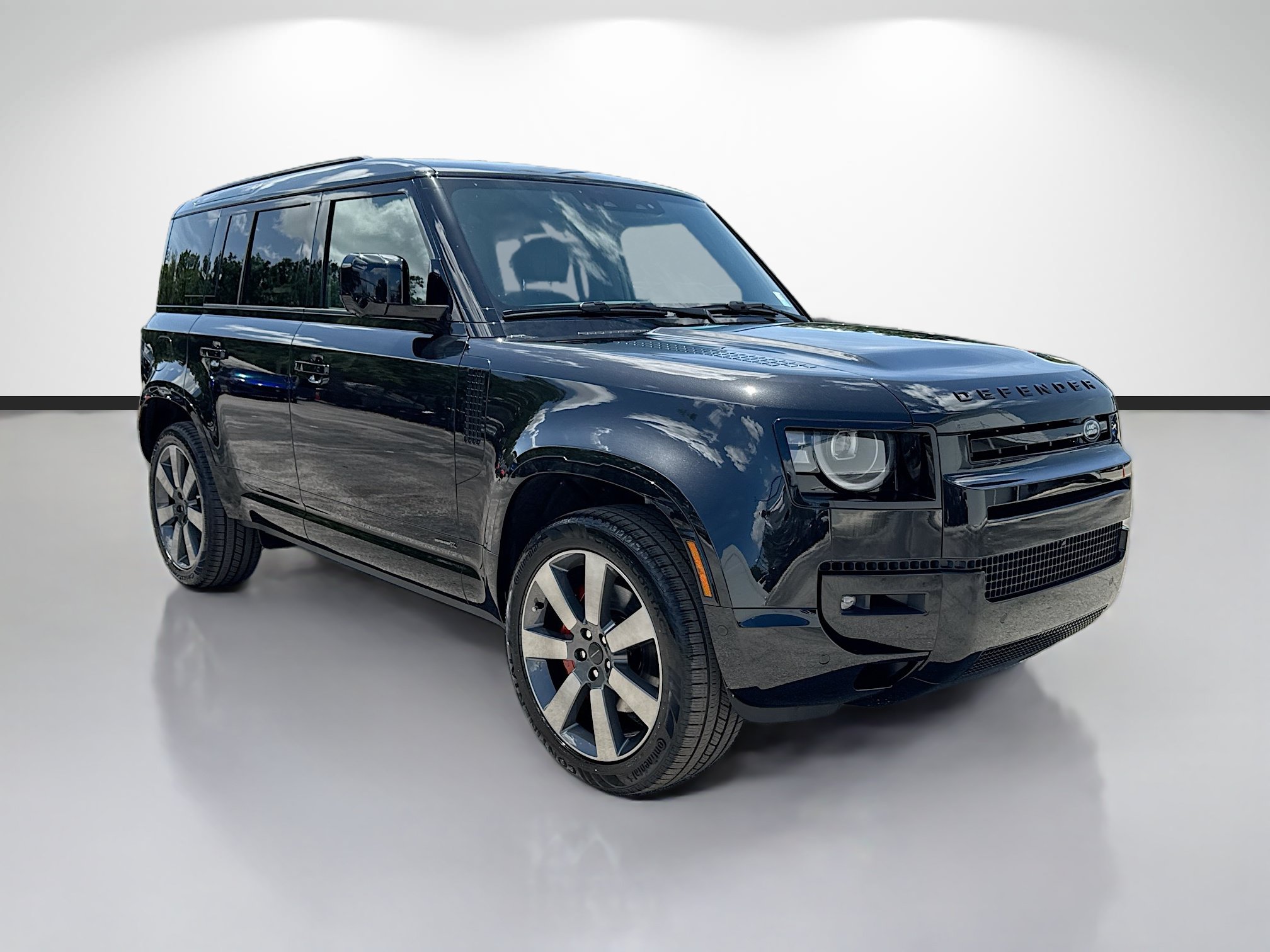 New 2026 Land Rover Defender 110 X AWD/4WD image 7
