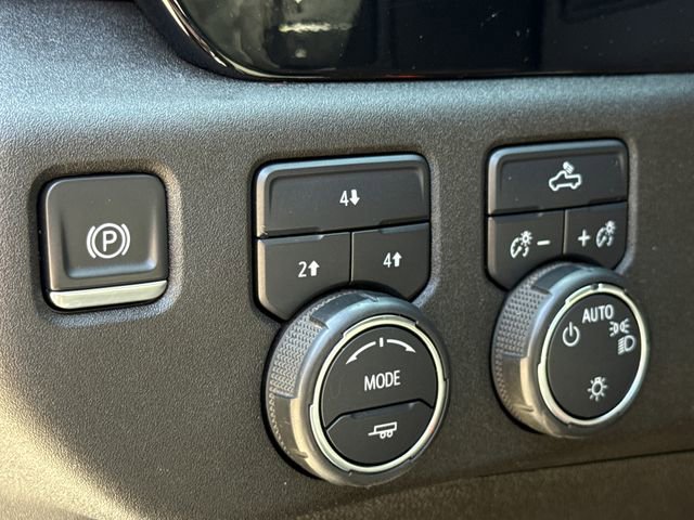 Used 2024 Chevrolet Silverado 2500 LT image 23