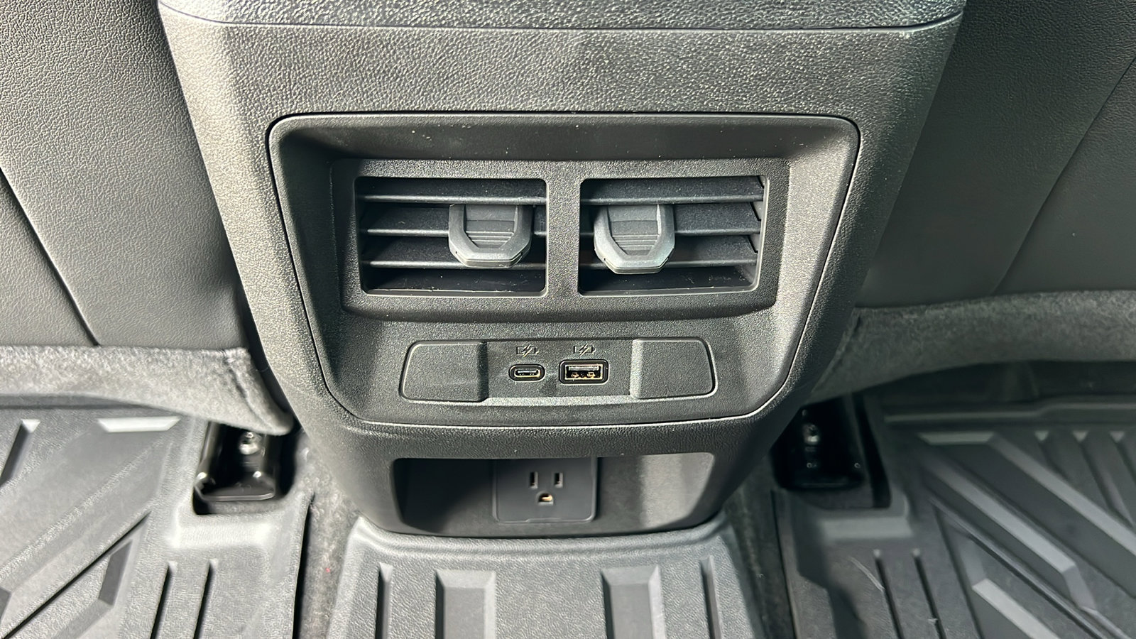 New 2026 Chevrolet Colorado Z71 w/ Technology Package image 16