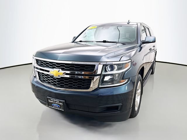Used 2019 Chevrolet Suburban LT AWD/4WD image 3