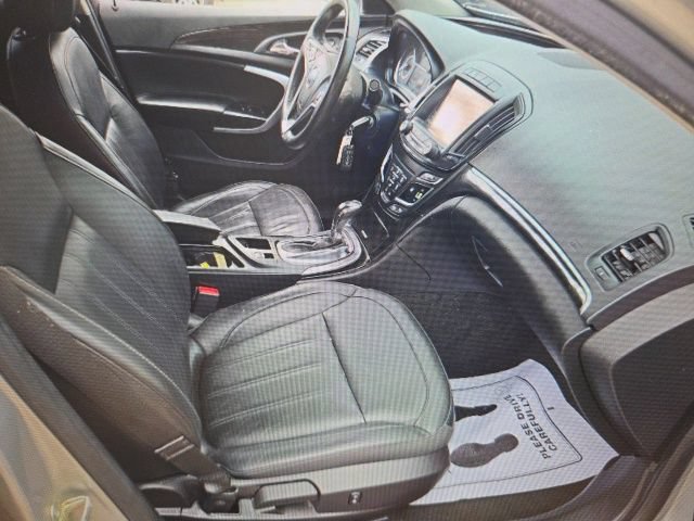 Used 2016 Buick Regal AWD image 11