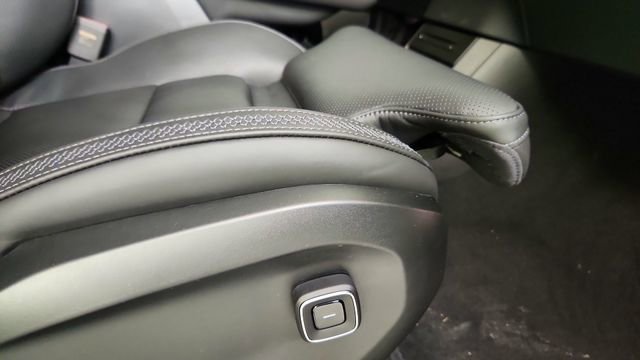 New 2026 Volvo EX90 Ultra AWD/4WD image 38