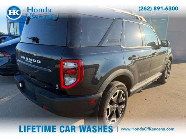 Used 2023 Ford Bronco Sport Outer Banks w/ Tech Package AWD/4WD image 2