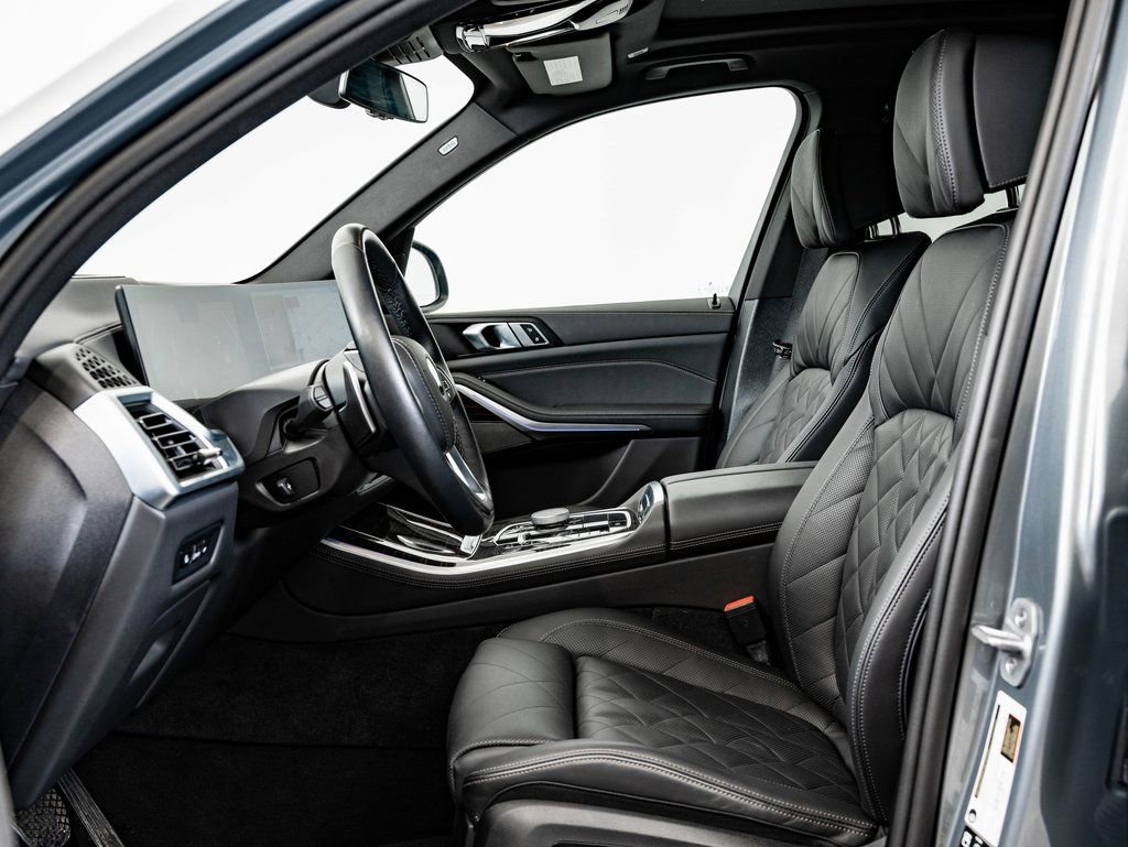 Certified 2025 BMW X5 xDrive40i w/ Climate Comfort Package image 24
