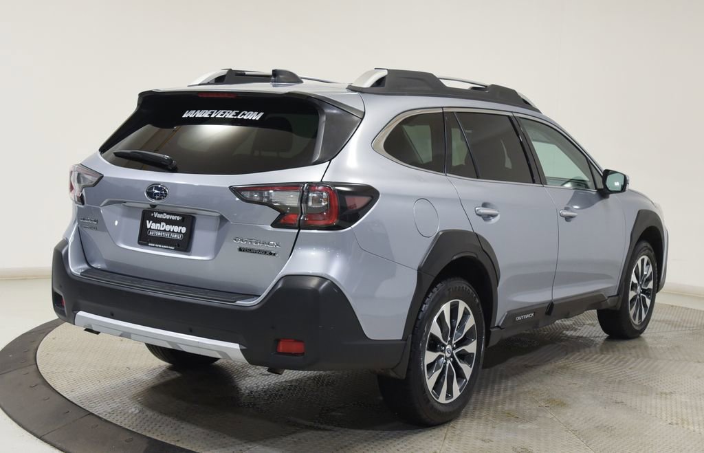 Used 2024 Subaru Outback Touring XT AWD/4WD image 11