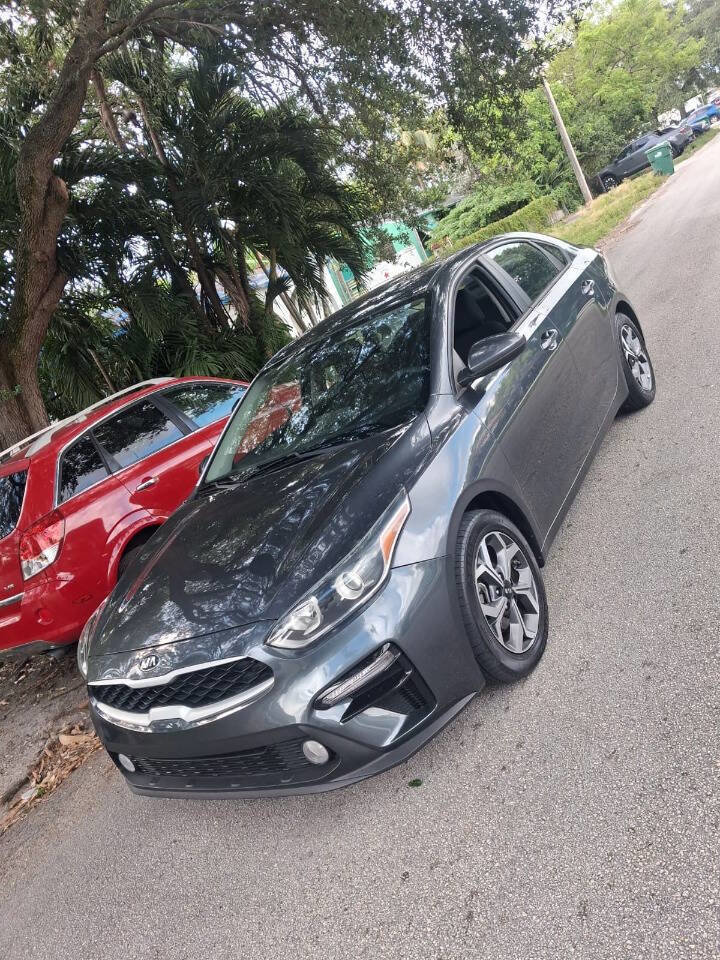Used 2021 Kia Forte LXS FWD image 3