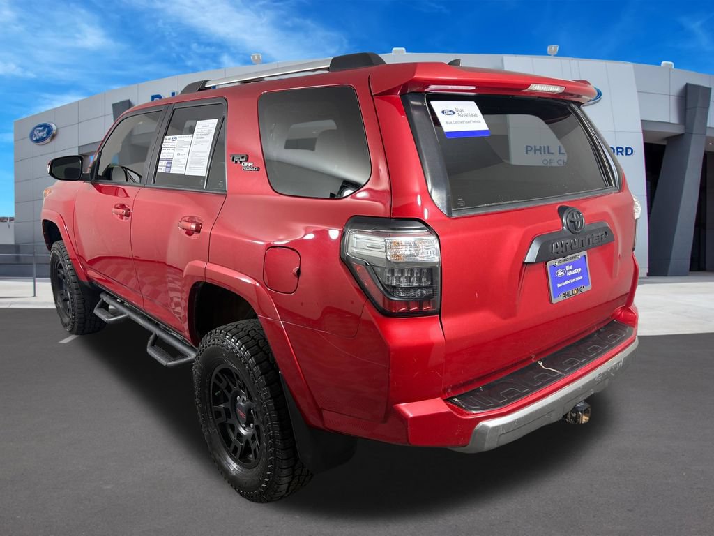 Used 2017 Toyota 4Runner TRD Off-Road Premium AWD/4WD image 3