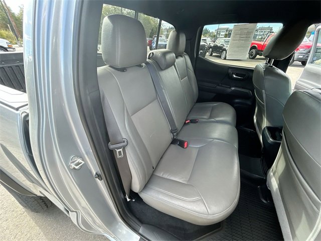 Used 2020 Toyota Tacoma 4x4 Double Cab image 24