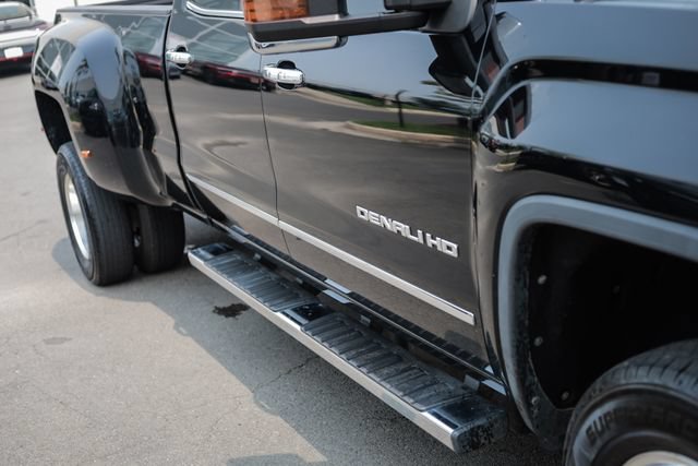 Used 2015 GMC Sierra 3500 Denali w/ Duramax Plus Package AWD/4WD image 17