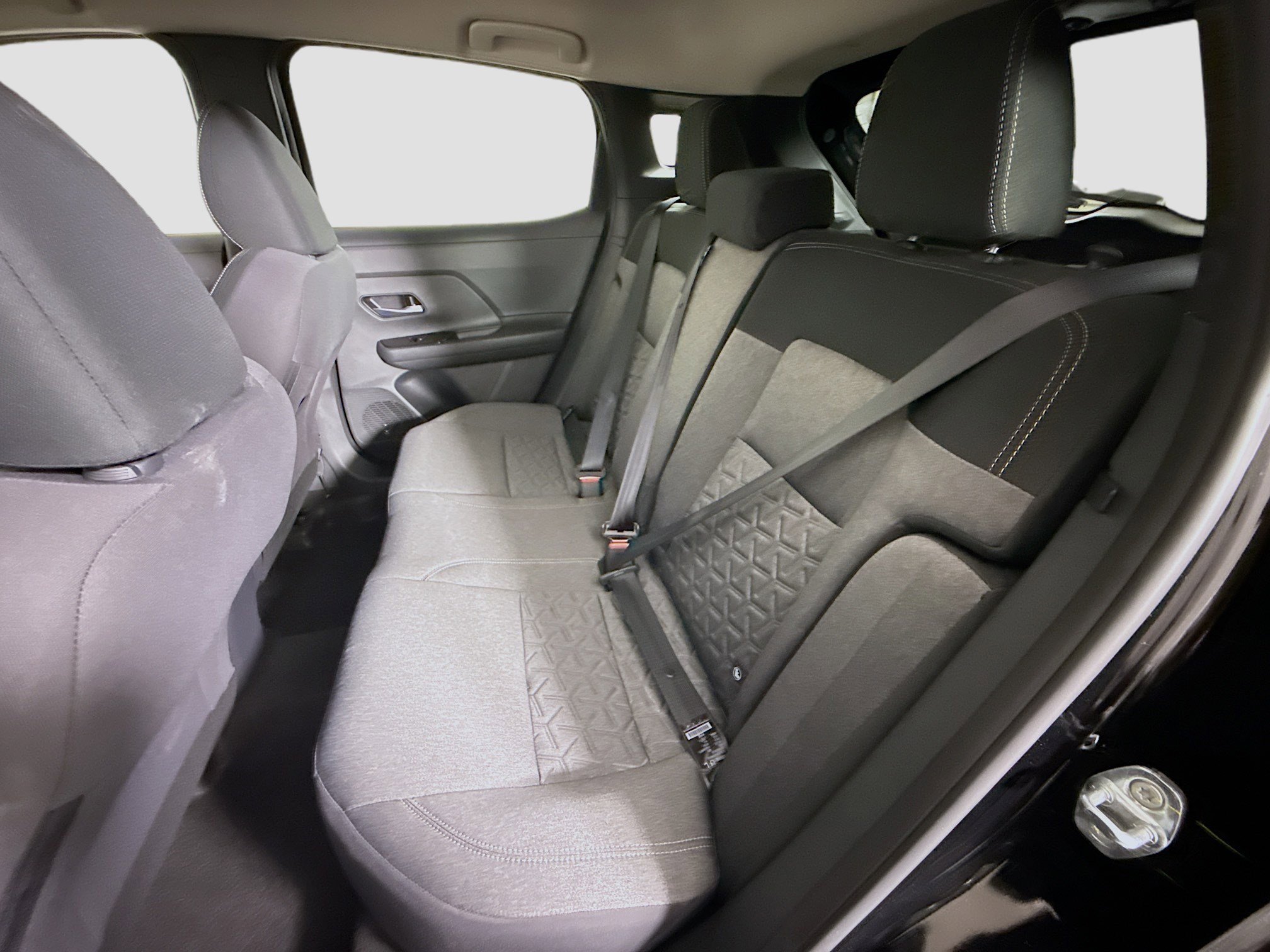Used 2026 Nissan Kicks SV FWD image 25