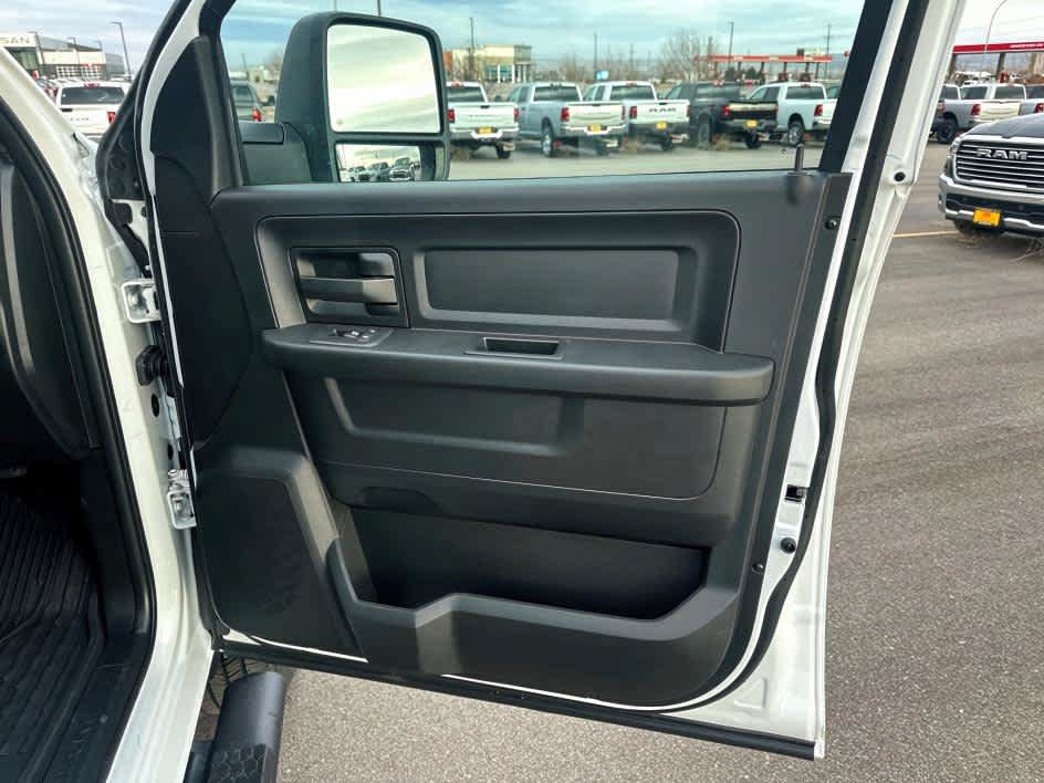 New 2026 RAM 3500 Tradesman AWD/4WD image 21