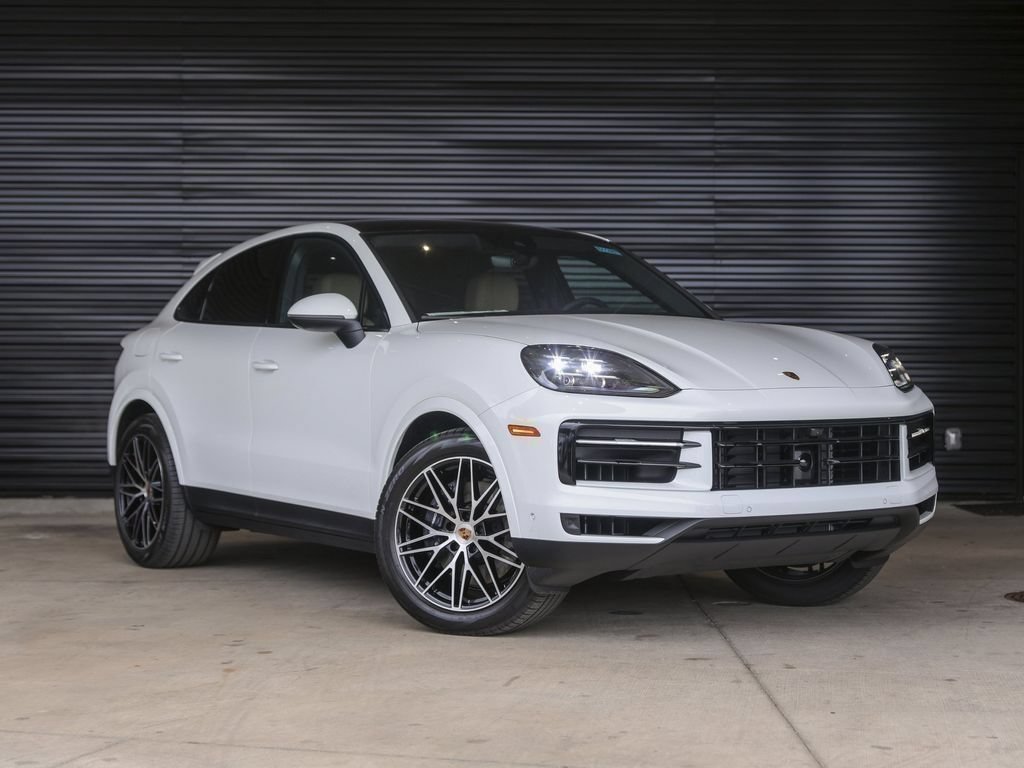 Certified 2026 Porsche Cayenne Coupe AWD/4WD image 9