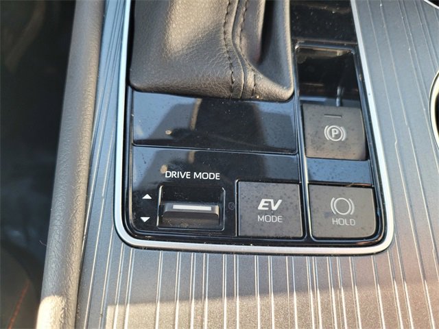 Used 2024 Toyota Sienna XSE image 25