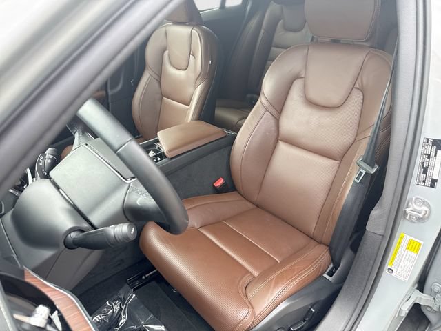 Certified 2025 Volvo V60 B5 Cross Country Ultra AWD/4WD image 16