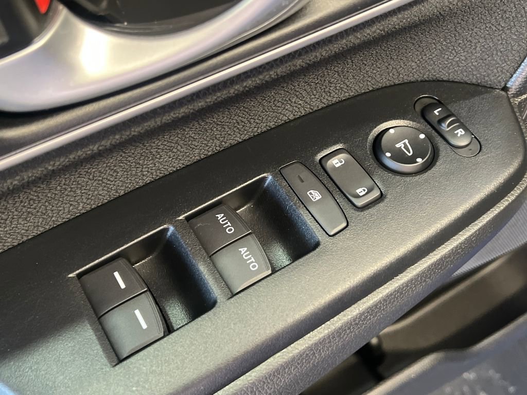 Used 2022 Honda CR-V EX image 31