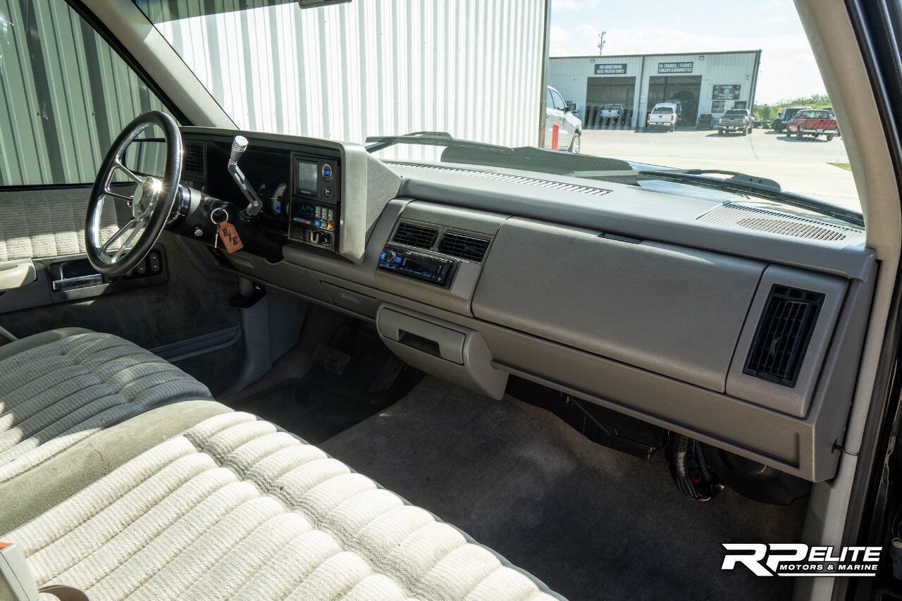 Used 1994 Chevrolet Silverado 1500 2WD Regular Cab image 78