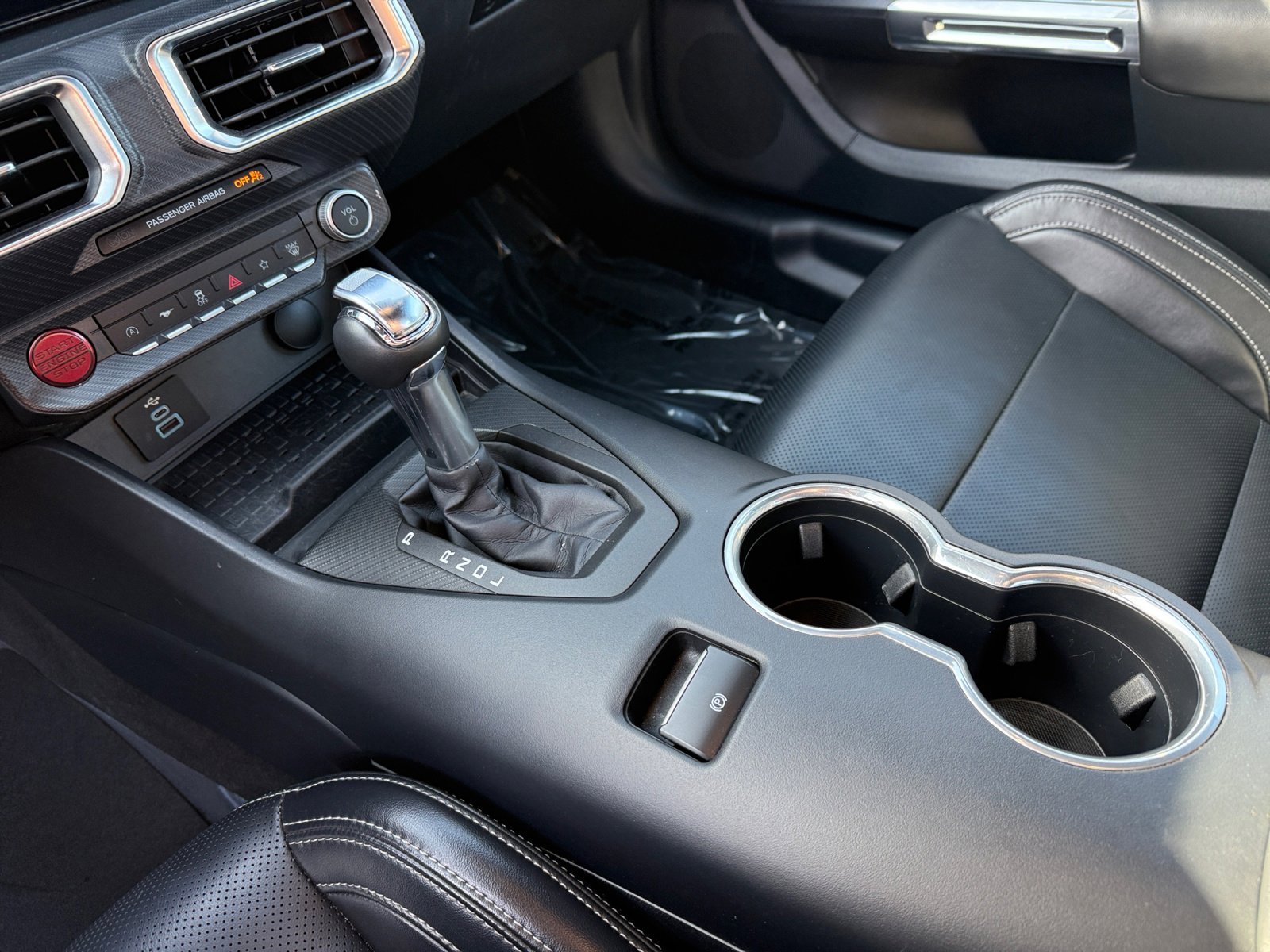 Used 2024 Ford Mustang Premium image 13