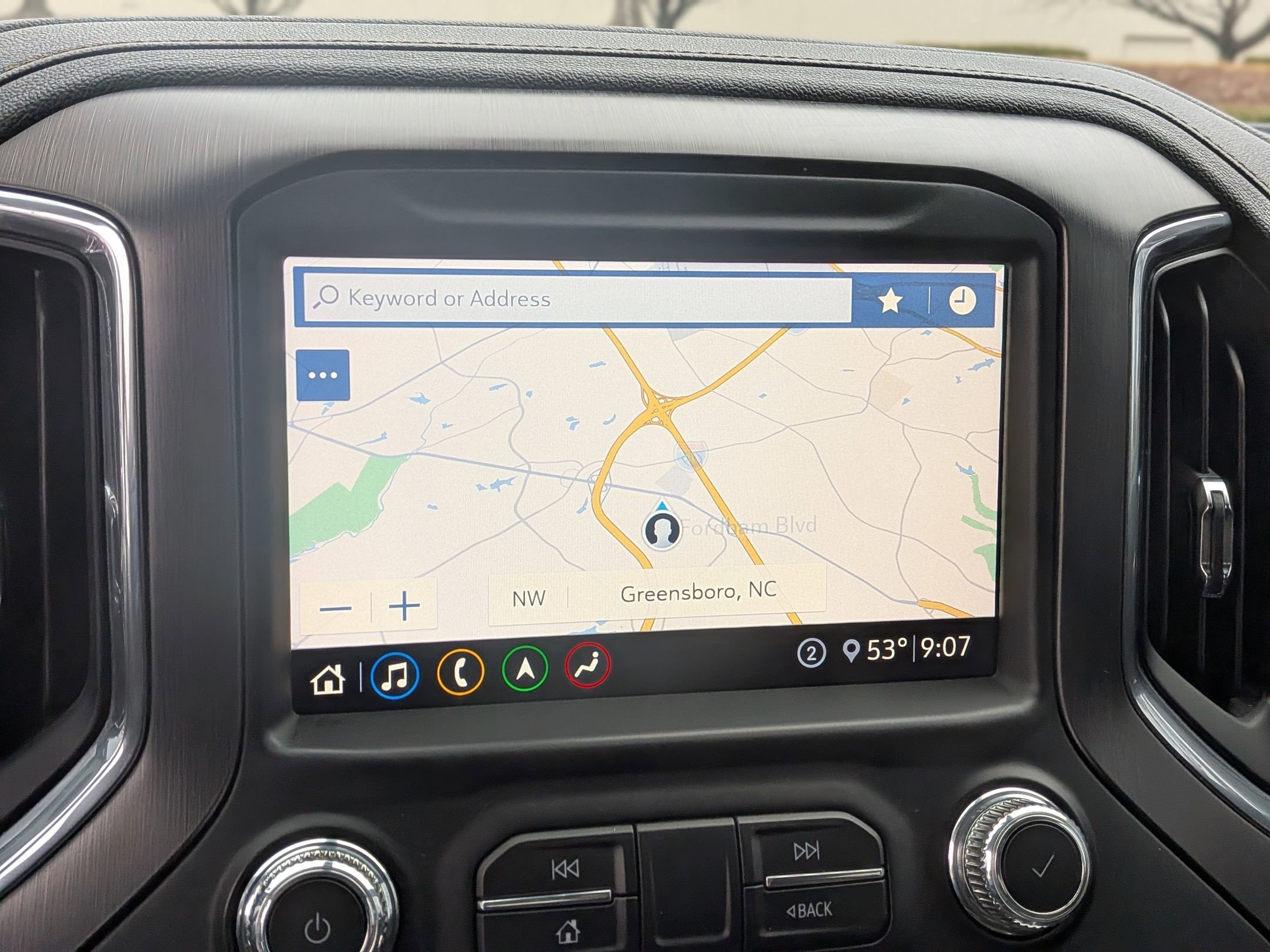 Used 2020 GMC Sierra 1500 AT4 image 28