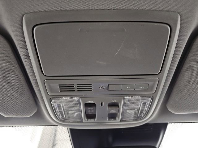 Used 2022 Honda CR-V Touring image 27