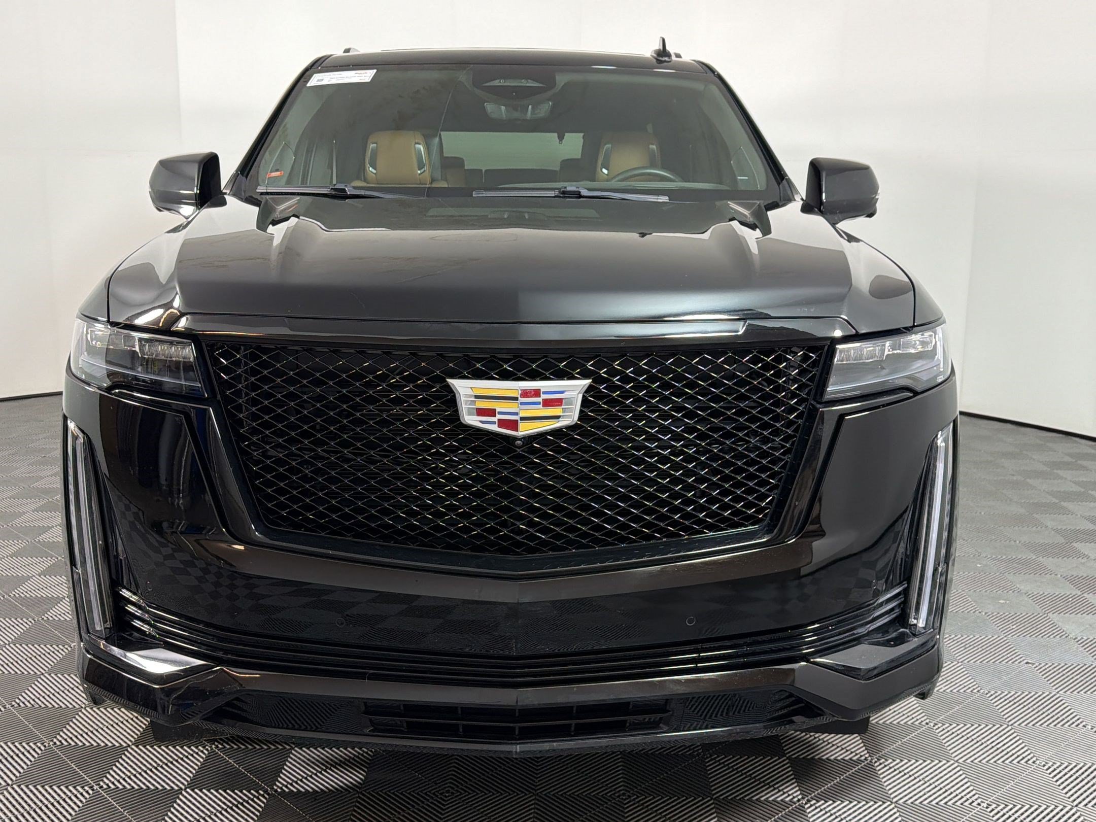 Used 2023 Cadillac Escalade Sport w/ Touring Package RWD image 4