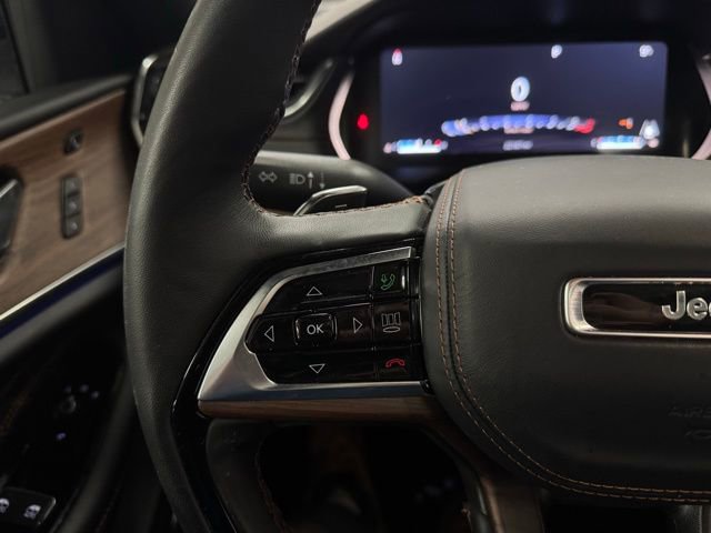 Used 2025 Jeep Grand Cherokee Summit image 26