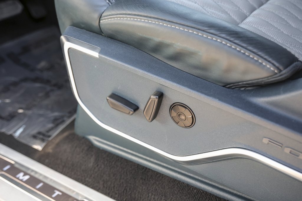 Used 2024 Ford F450 Limited w/ FX4 Off-Road Package image 11