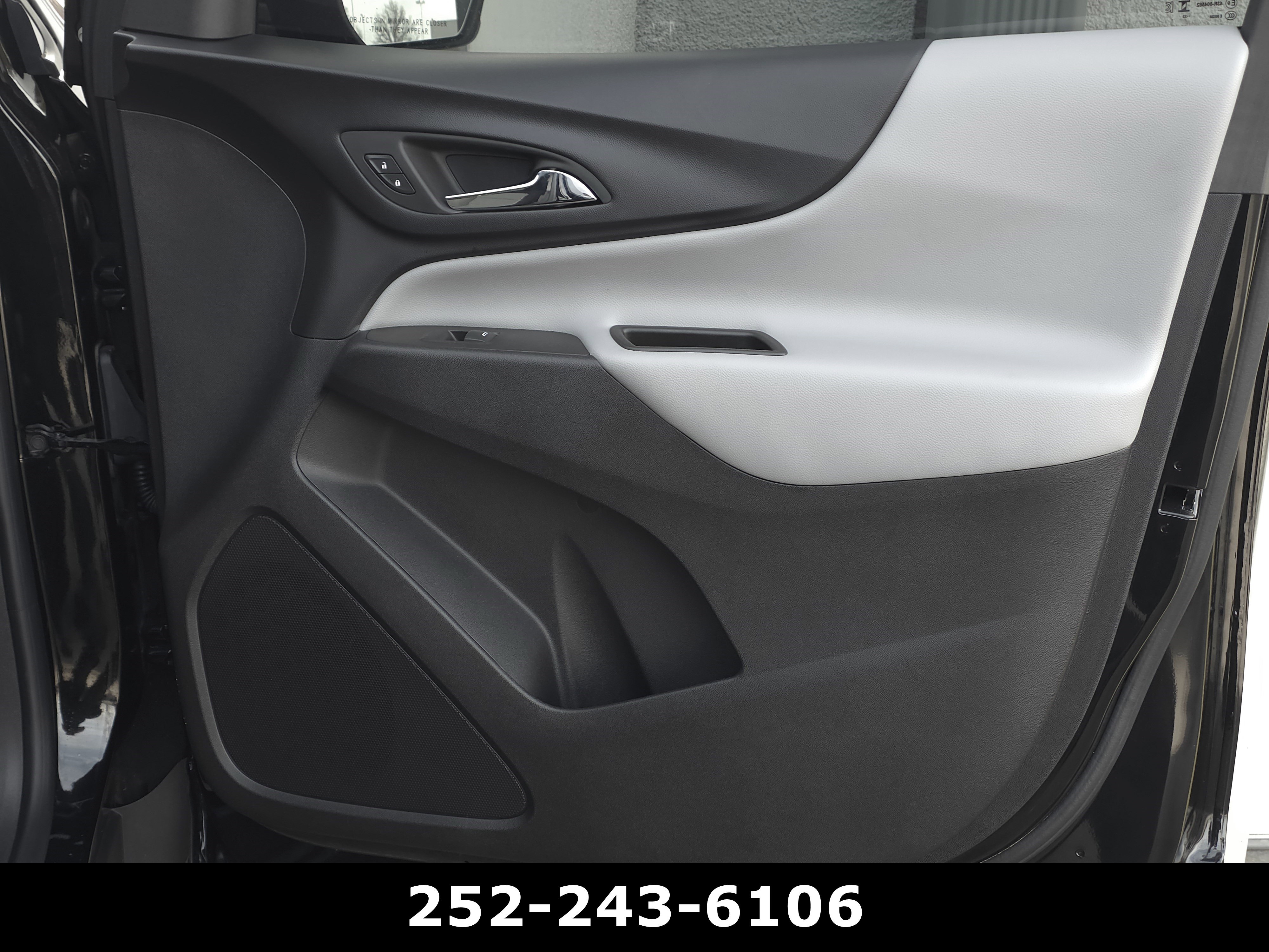 Used 2024 Chevrolet Equinox LS w/ Midnight Edition image 37