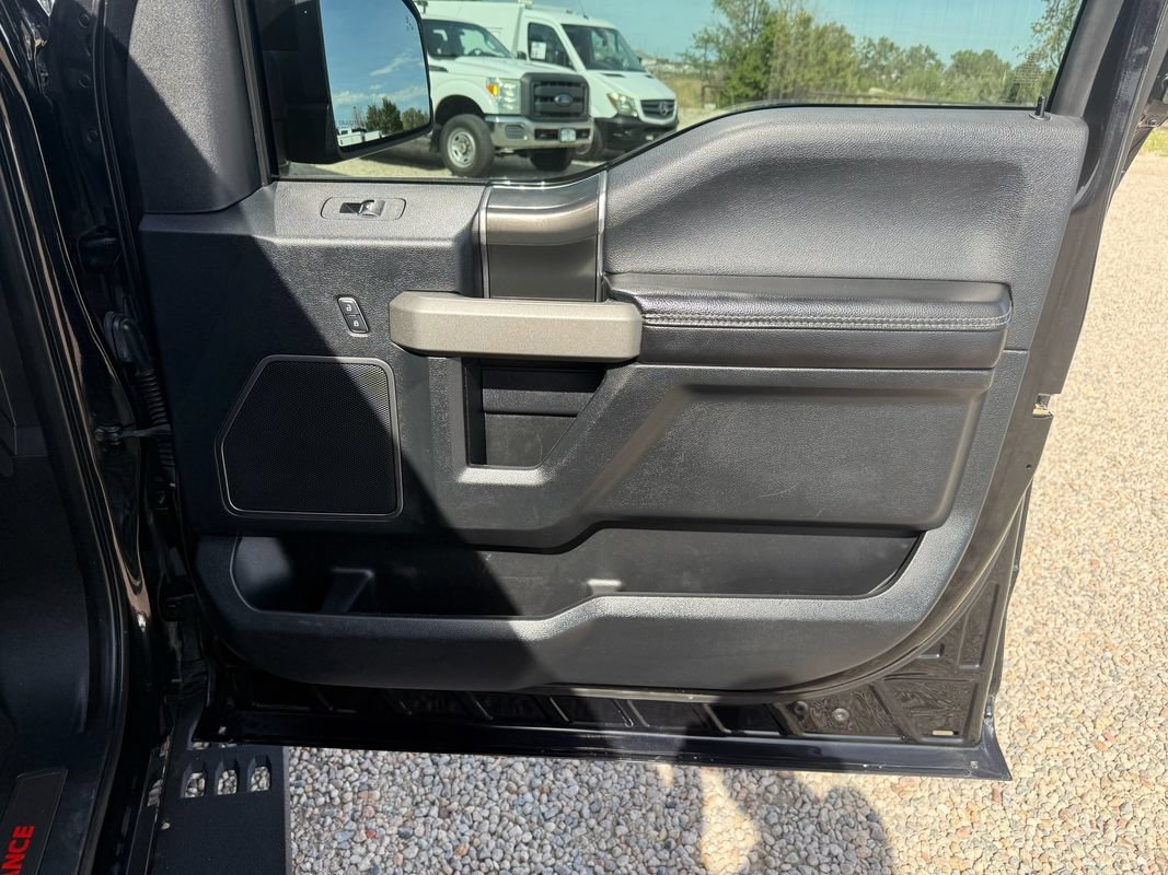 Used 2019 Ford F150 Raptor w/ Equipment Group 802A Luxury AWD/4WD image 13