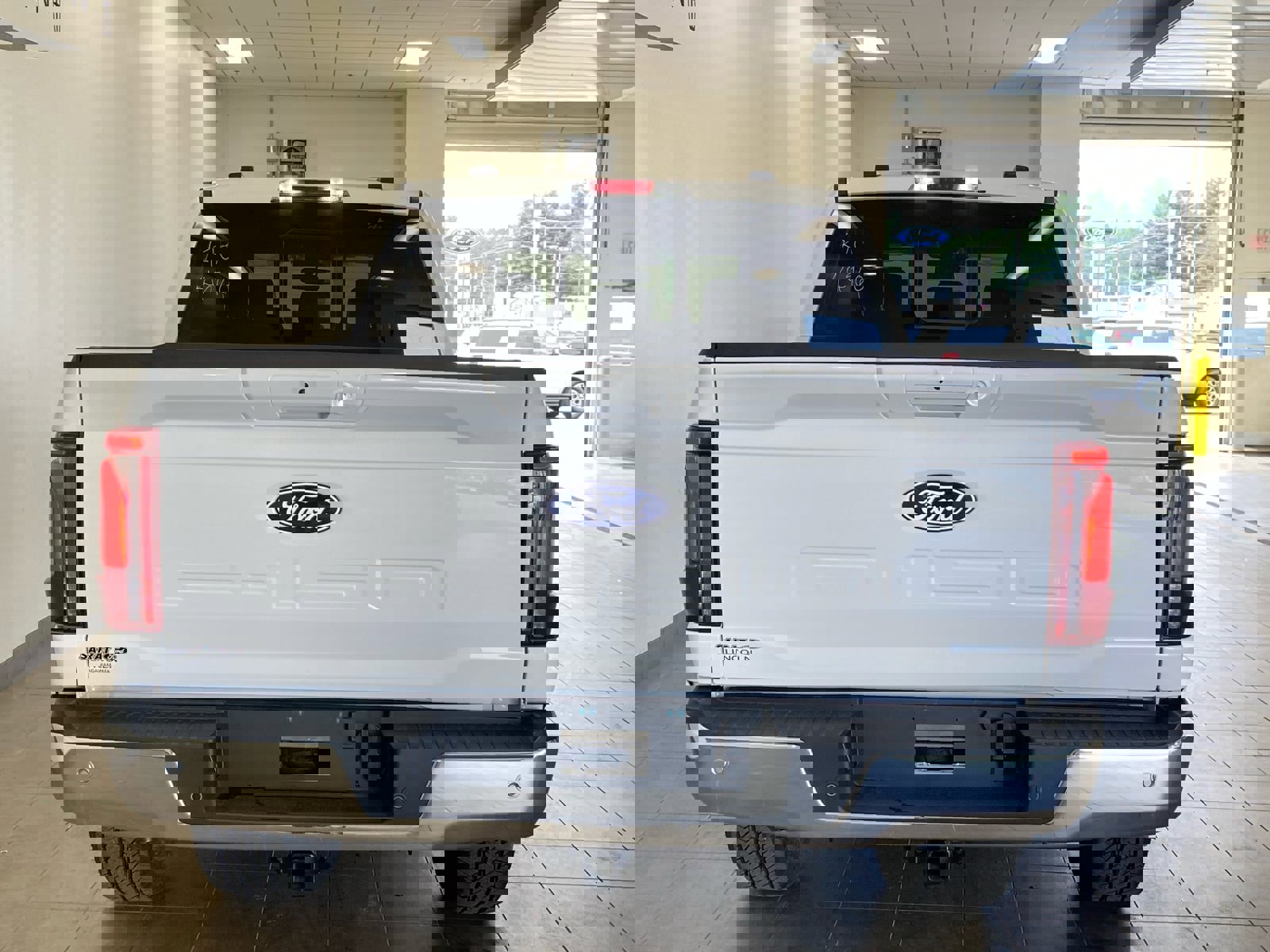 New 2026 Ford F150 Lariat w/ Equipment Group 502A High image 6