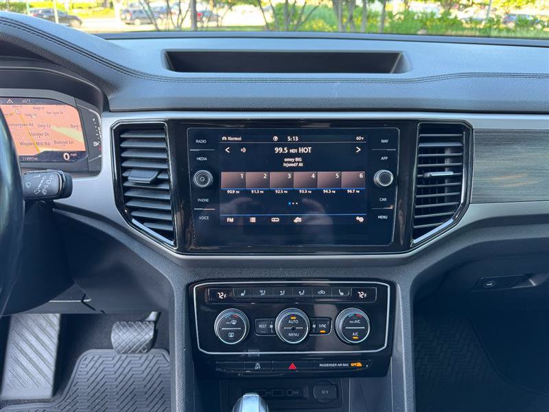 Used 2021 Volkswagen Atlas SEL AWD/4WD image 46