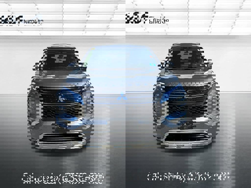 Used 2023 Mitsubishi Outlander SE AWD/4WD image 8