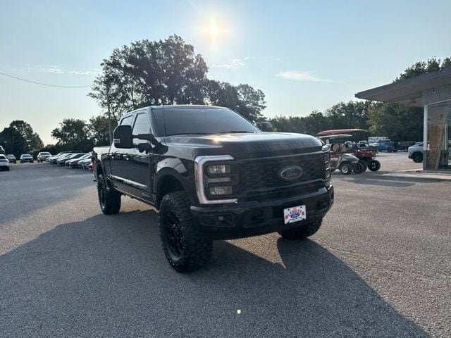 Used 2025 Ford F350 Lariat w/ Lariat Ultimate Package AWD/4WD image 11