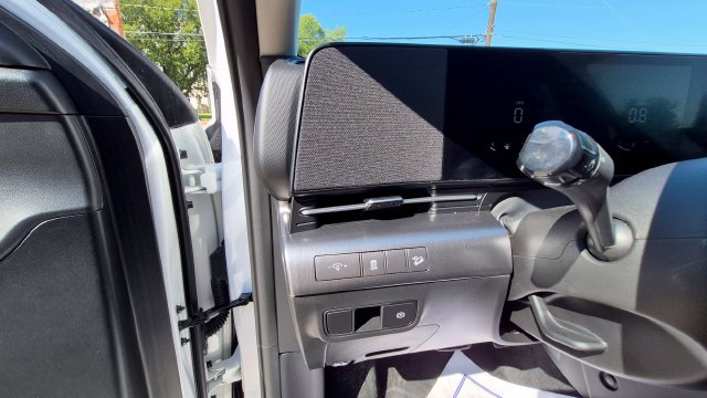 Used 2026 Hyundai Kona SEL Sport FWD image 11