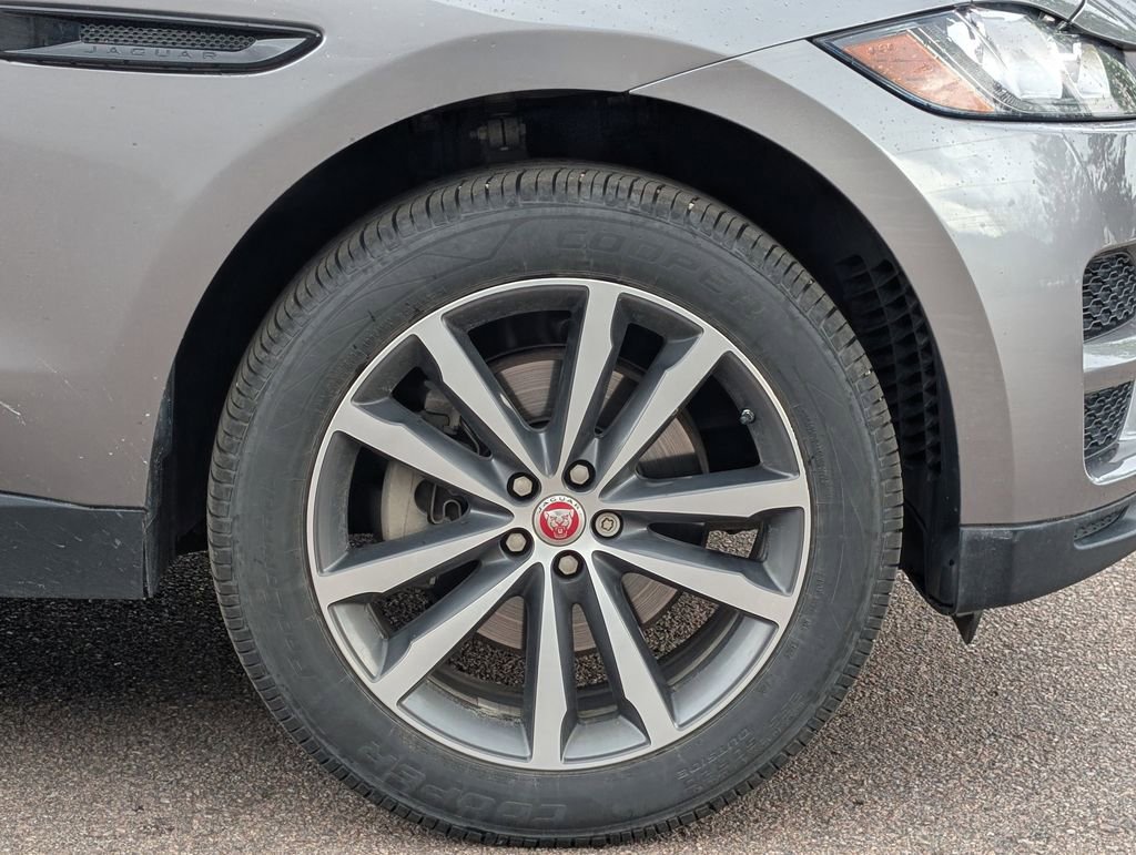 Used 2020 Jaguar F-PACE Prestige AWD/4WD image 10