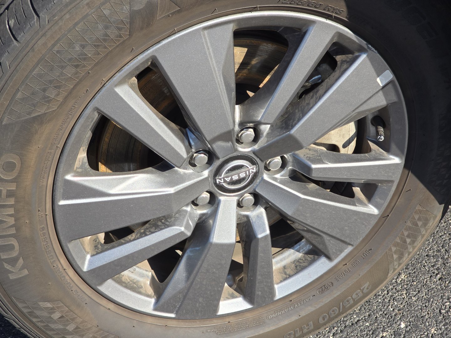 Used 2025 Nissan Pathfinder SV FWD image 18