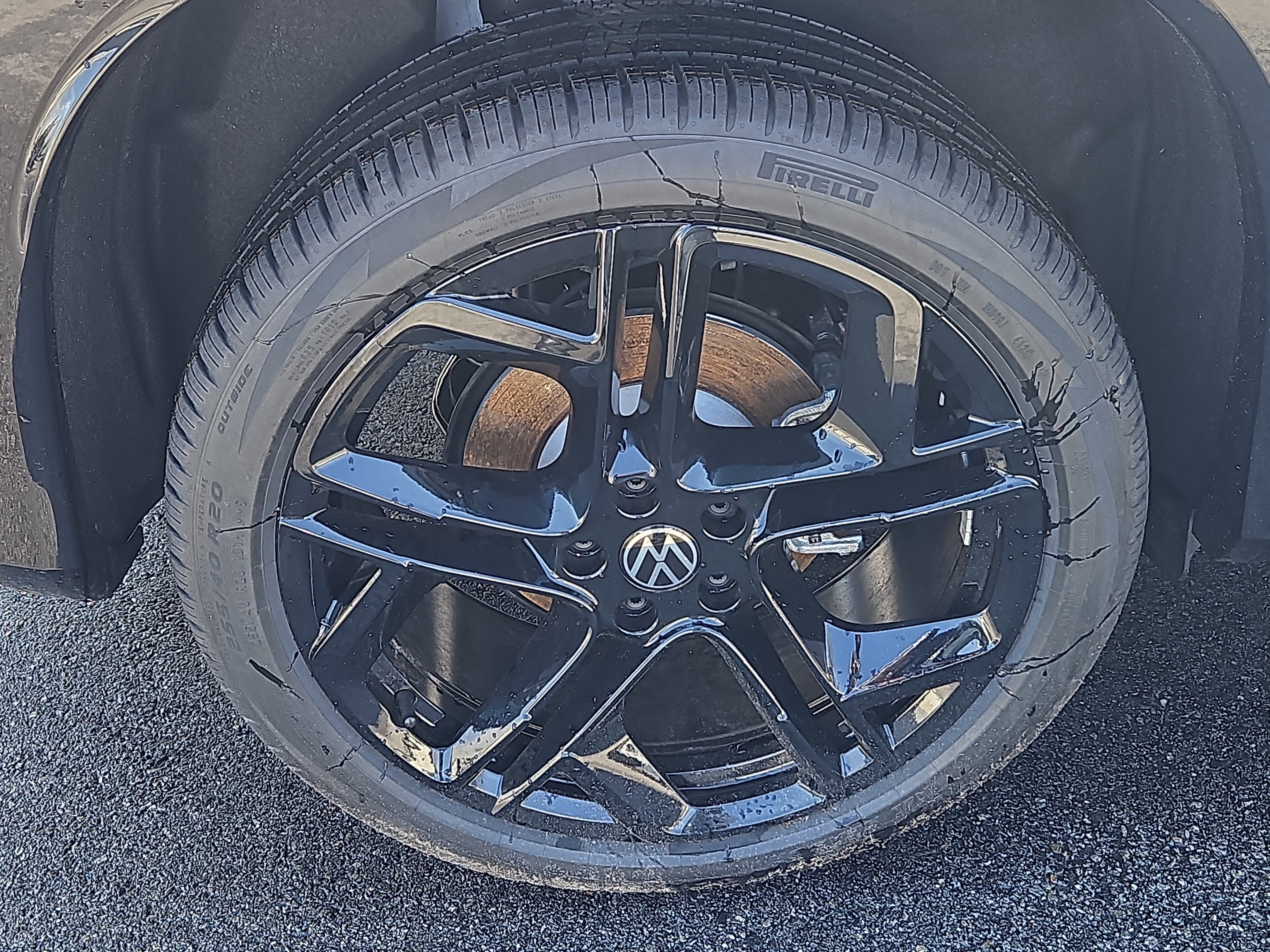 New 2026 Volkswagen Tiguan SE R-Line image 3