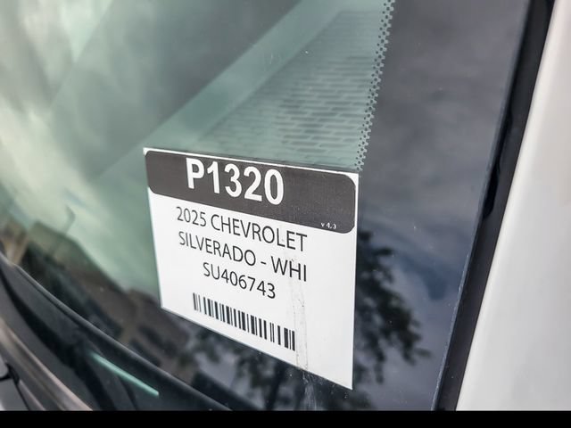 Used 2025 Chevrolet Silverado EV RST AWD/4WD image 14