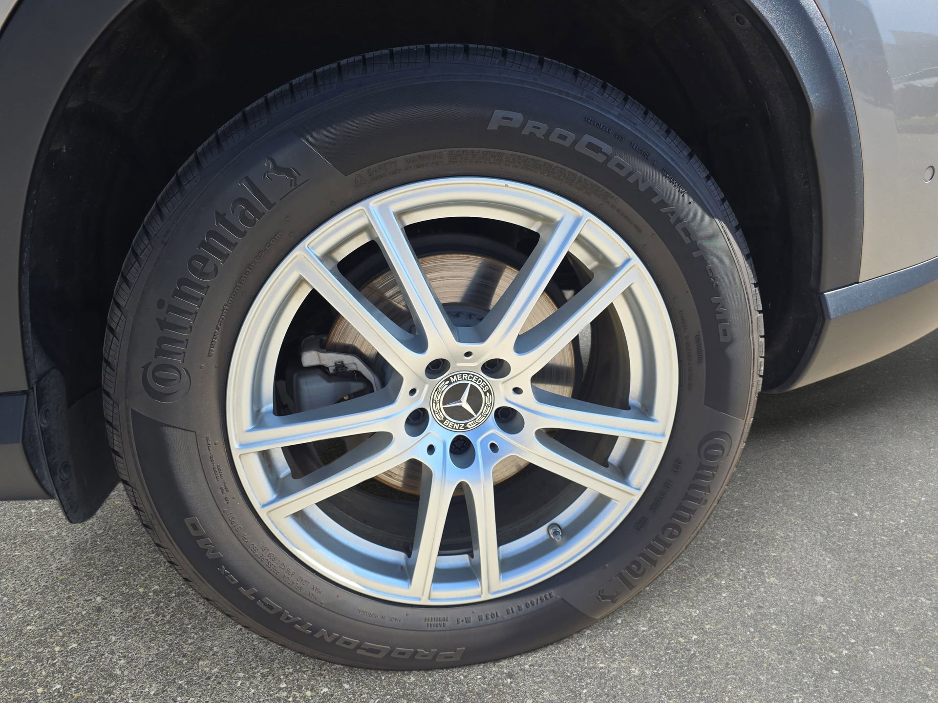 Used 2023 Mercedes-Benz GLC 300 4MATIC image 32