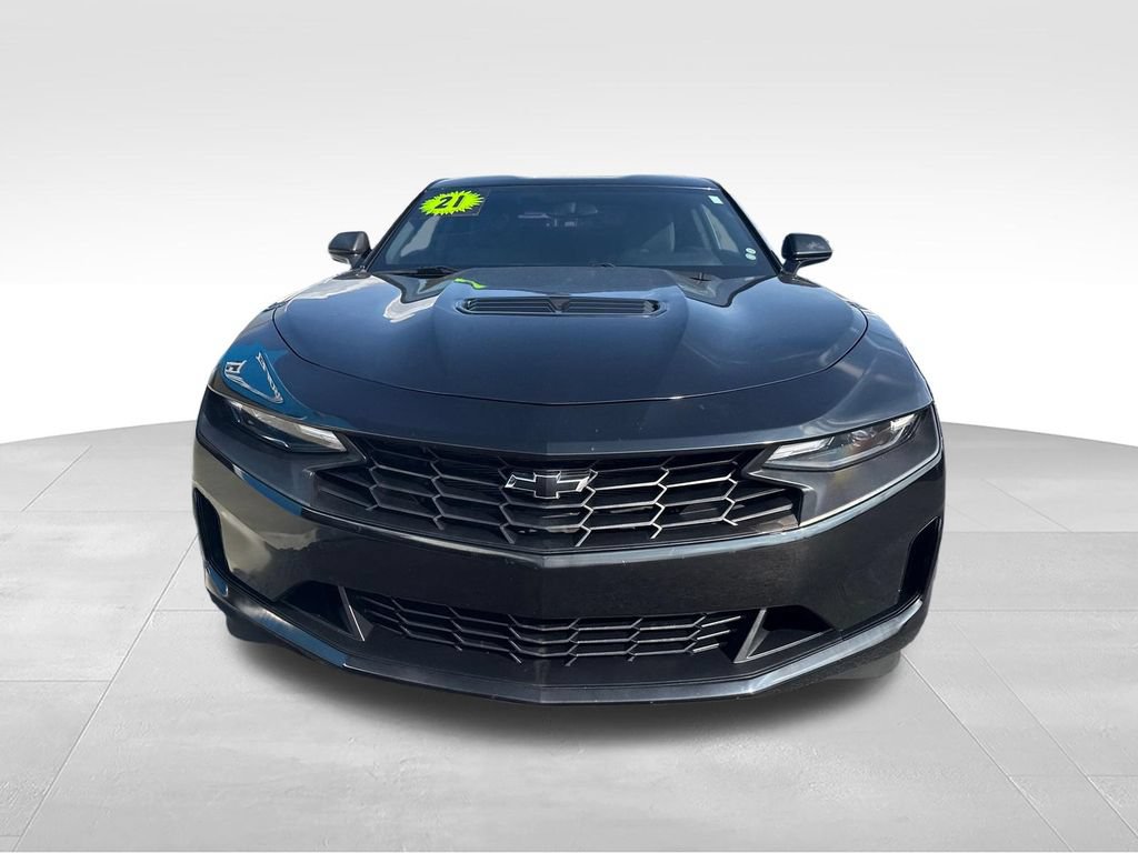 Used 2021 Chevrolet Camaro LT RWD image 9