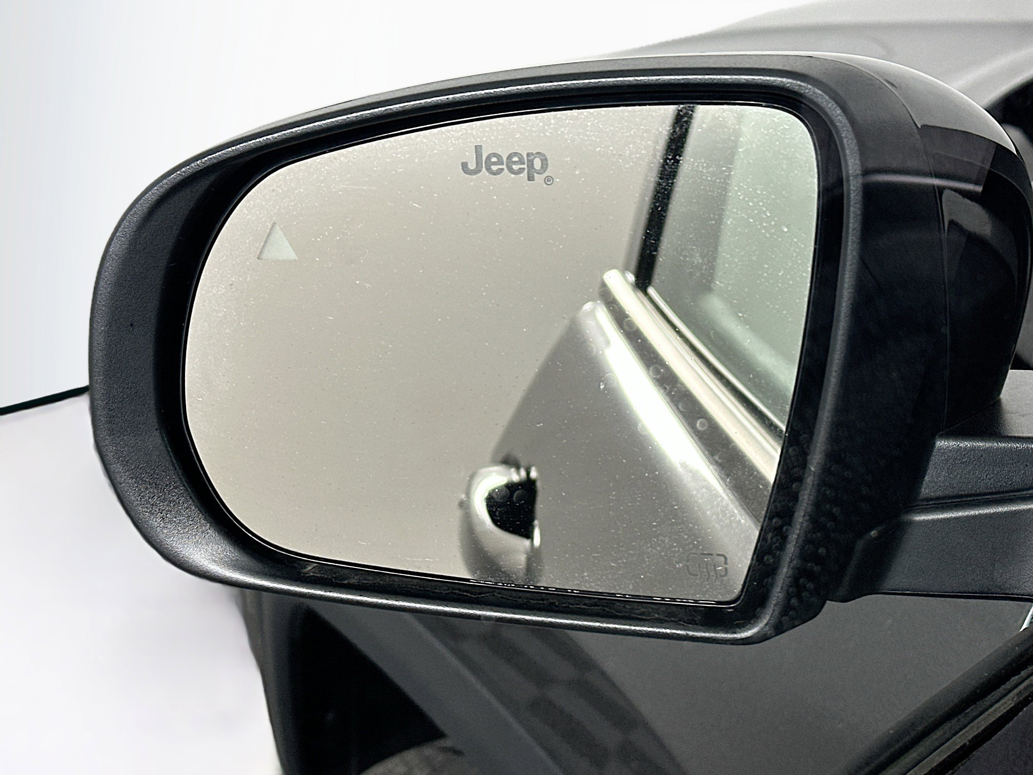Used 2022 Jeep Compass Latitude AWD/4WD image 16