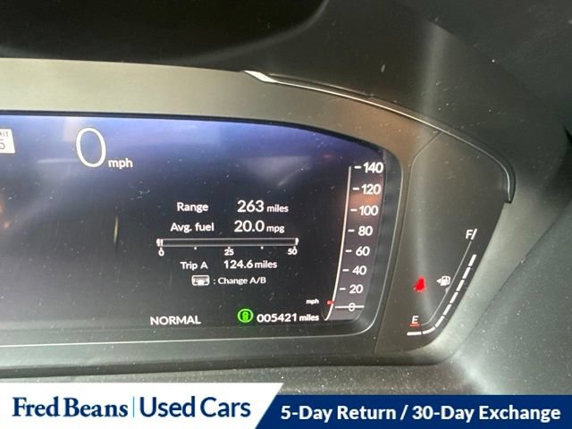Used 2025 Honda Pilot Elite image 29