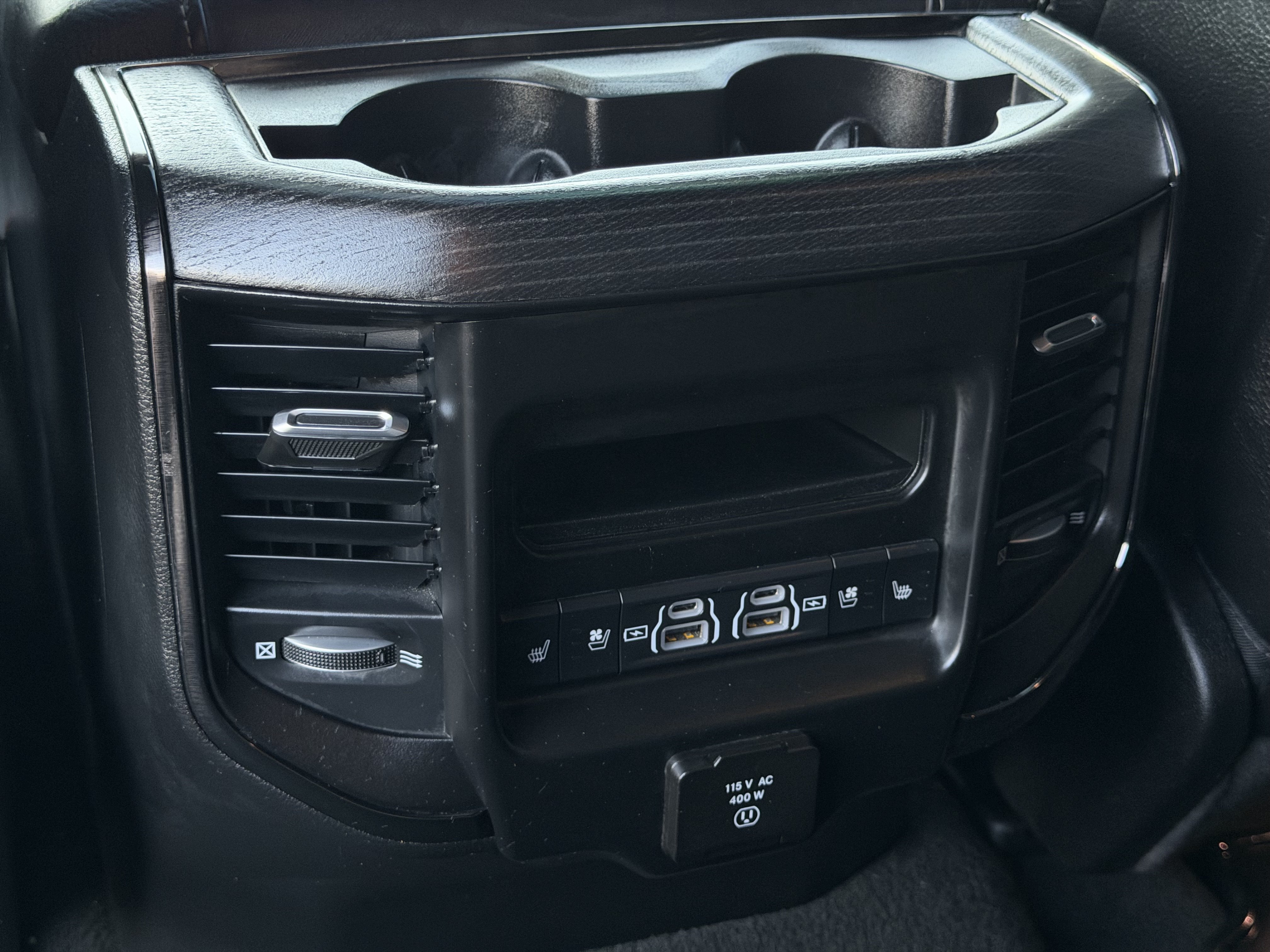 Used 2022 RAM 1500 Limited RWD image 34