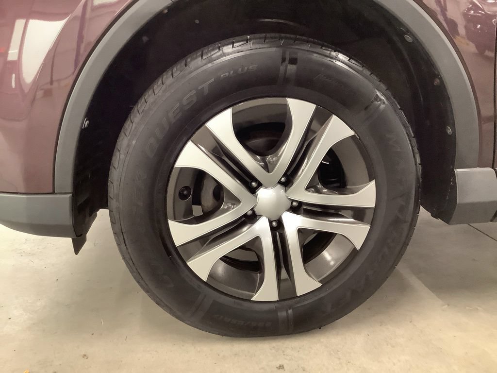 Used 2017 Toyota RAV4 LE w/ All Weather Liner Package AWD/4WD image 24