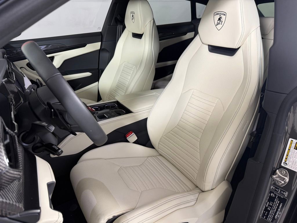 Used 2025 Lamborghini Urus SE image 12