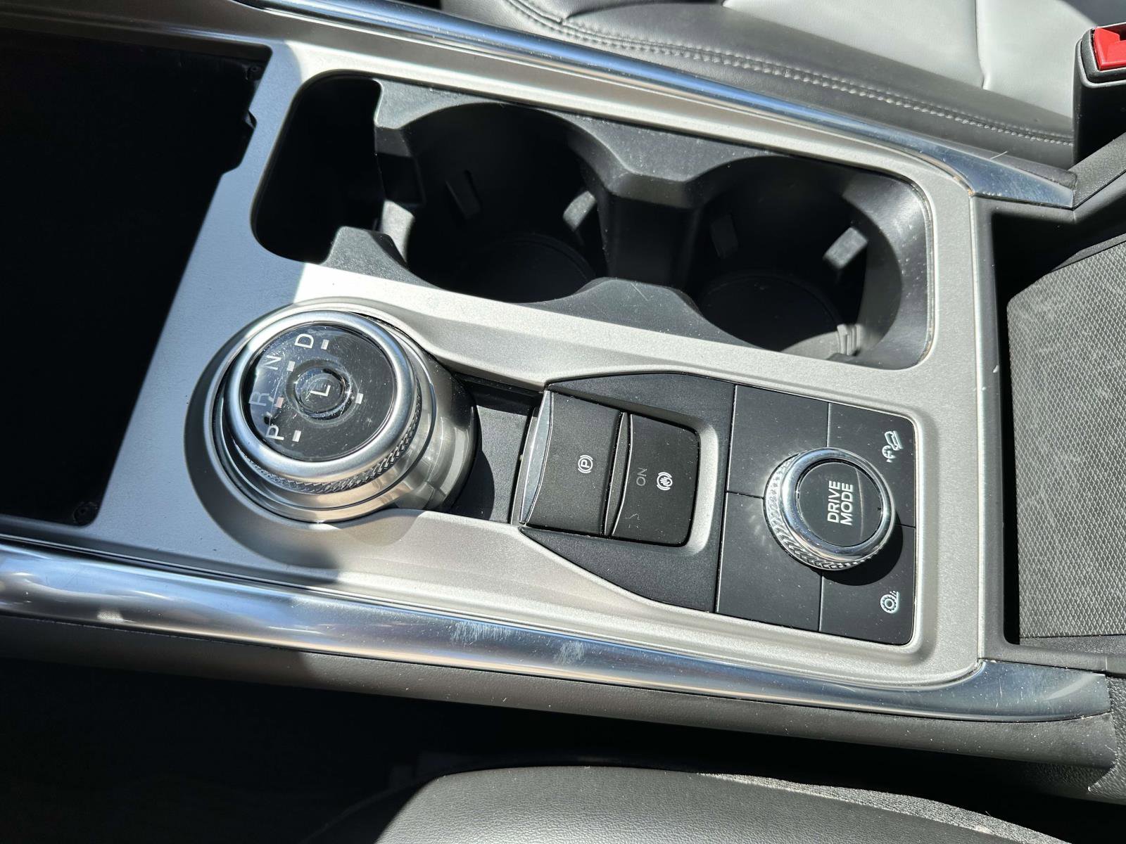 Used 2023 Ford Explorer XLT w/ Equipment Group 202A image 27