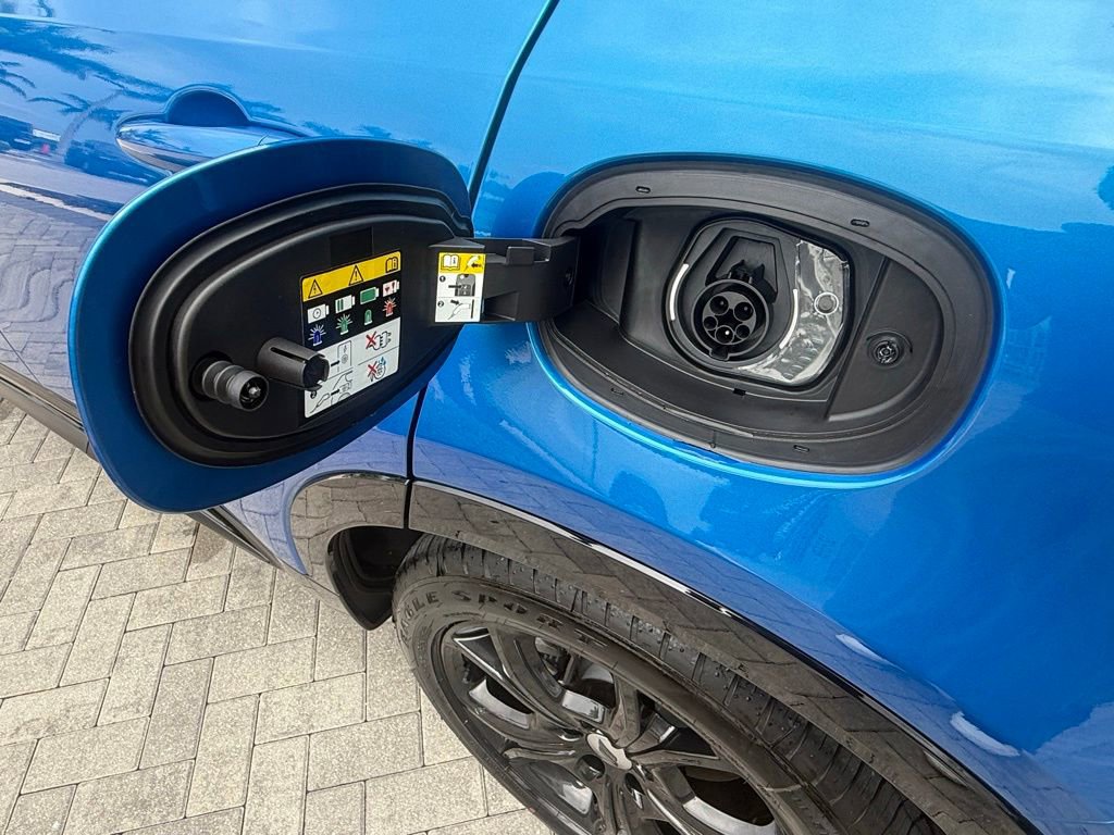 New 2025 Dodge Hornet R/T w/ R/T Blacktop Package image 31